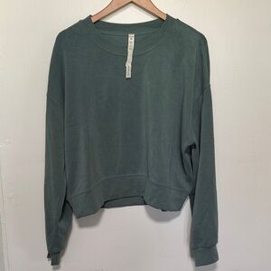 Lululemon Softstreme Oversized Cropped Crew - Tidewater Teal - 8 - LIKE NEW!!